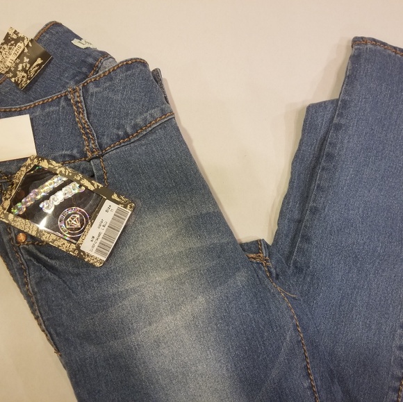 NWT Columbian Style Jeans - Picture 3 of 3